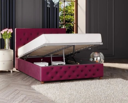 Laurence Llewelyn-Bowen... 2