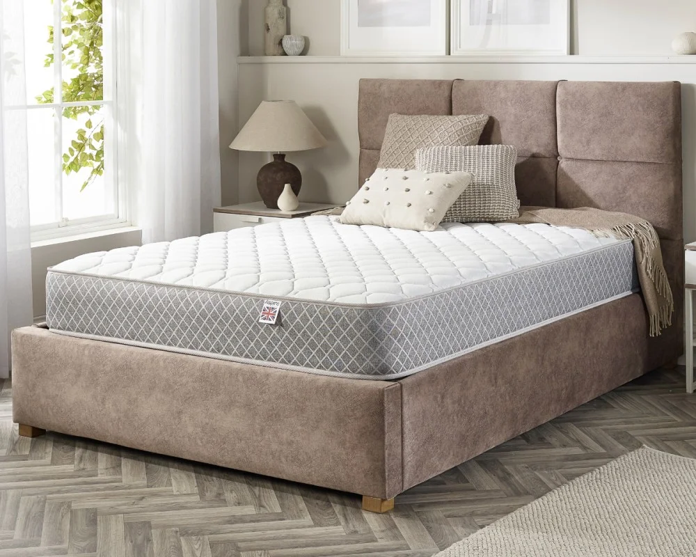 Hybrid rolled store mattress