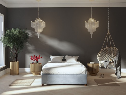 Laurence Llewelyn-Bowen... 2